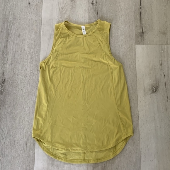 Lululemon Sculpt Tank Top green  Size 4 Neon Run‎ Gym Cardio fantastic - Picture 4 of 9